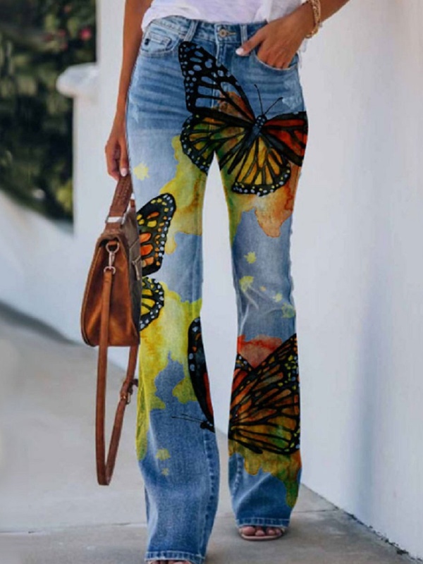 Calça jeans flare feminina despojada com estampa floral