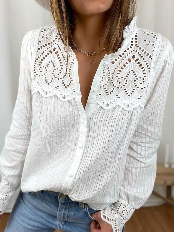 Blusa feminina boho de algodão com gola alta e botões